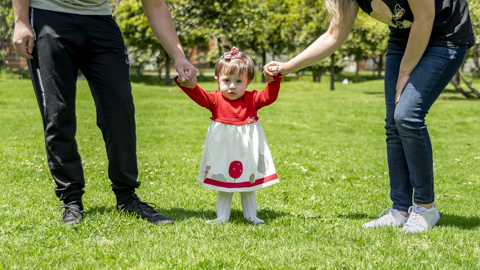 Sesión familia exterior luz natural 10