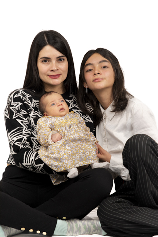 Sesión Familia Fondo blanco 5