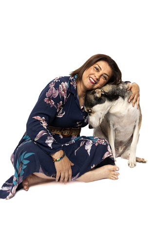 RETRATO FAMILIAR CON MASCOTAS FONDO BLANCO 8