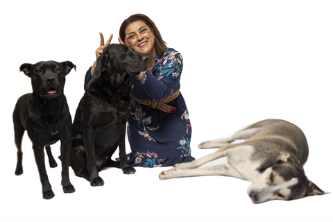 RETRATO FAMILIAR CON MASCOTAS FONDO BLANCO 4